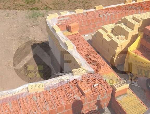 Какой фундамент лучше для дома в один кирпич