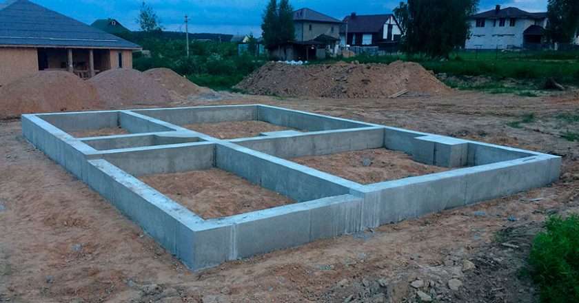 Ленточный фундамент для одноэтажного дома: полное руководство