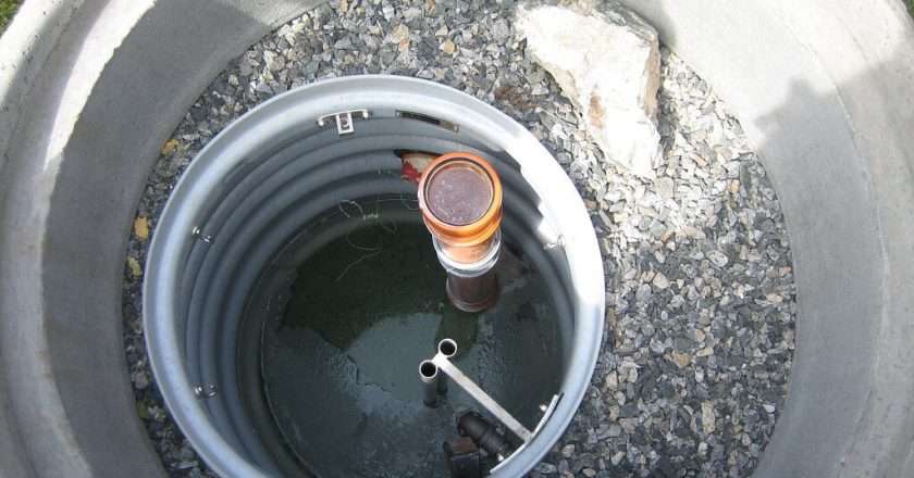 Очистка канализации в колодце: эффективные методы и советы